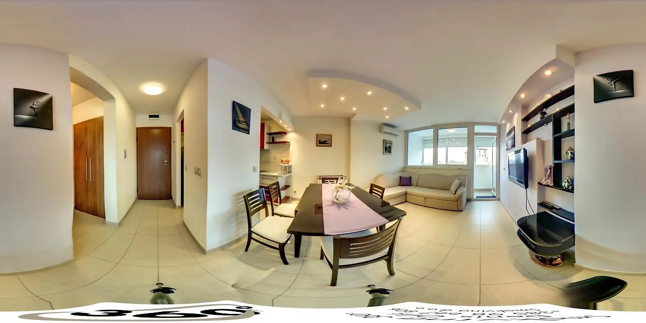 Apartment Globo Krstarica Split