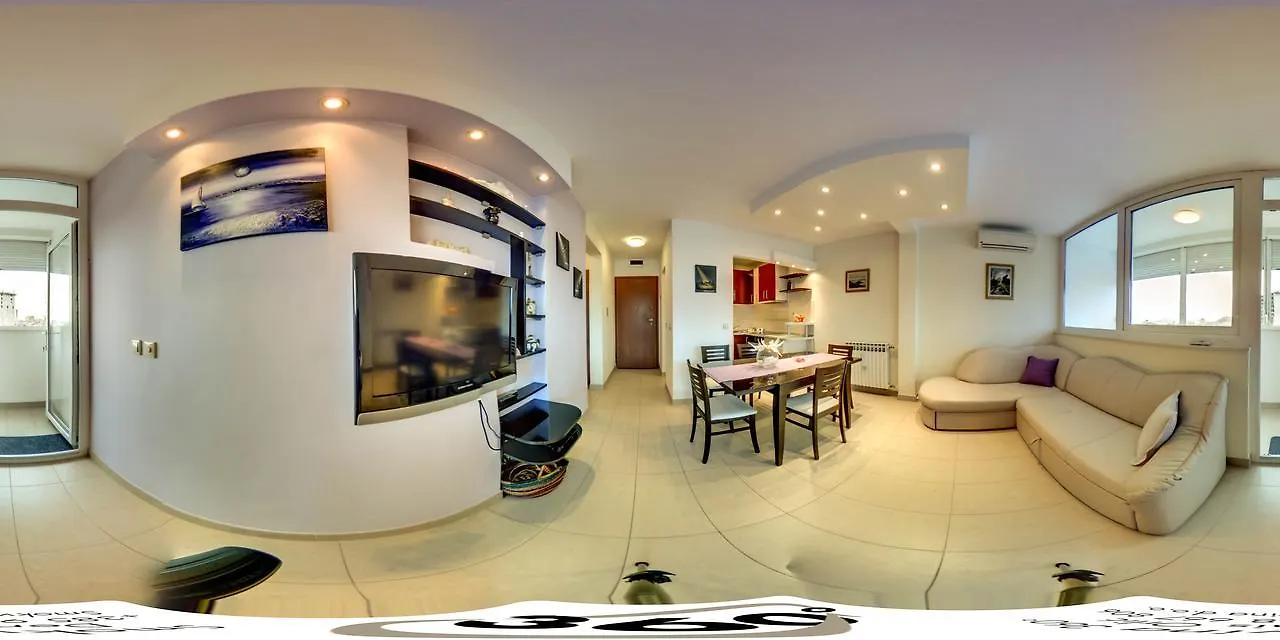 Apartment Globo Krstarica Split